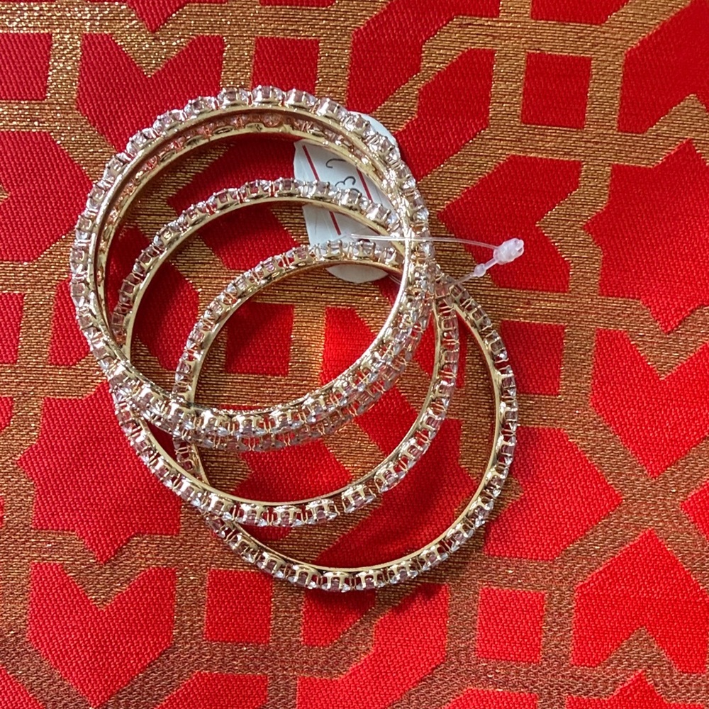 Elegant crystal bracelets